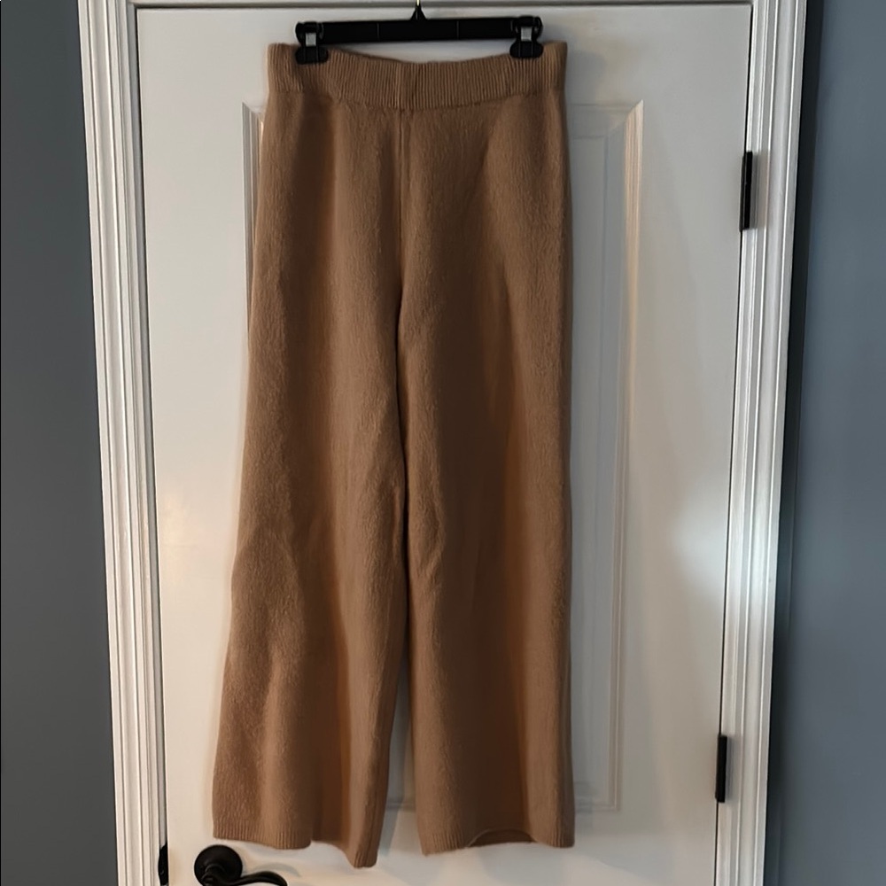 Saks Fifth Avenue Tan Knit Lounge Set - Picture 2 of 5